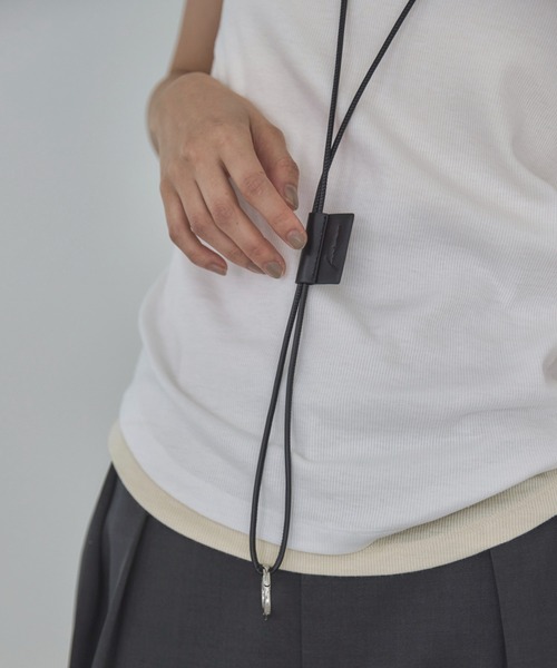 feepur（フェピュール）の「フェイクレザーマルチネックストラップ（スマホグッズ・レディース・ブラック/ワイン・FREE）」の12枚目の写真