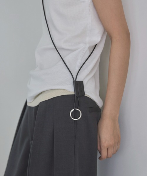 feepur（フェピュール）の「フェイクレザーマルチネックストラップ（スマホグッズ・レディース・ブラック/ワイン・FREE）」の14枚目の写真