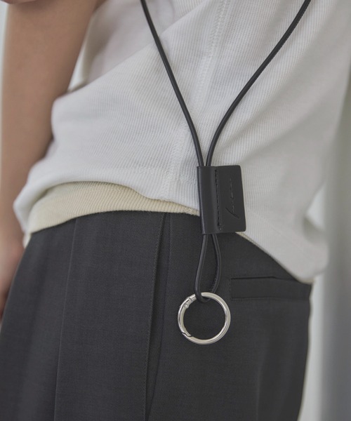 feepur（フェピュール）の「フェイクレザーマルチネックストラップ（スマホグッズ・レディース・ブラック/ワイン・FREE）」の15枚目の写真