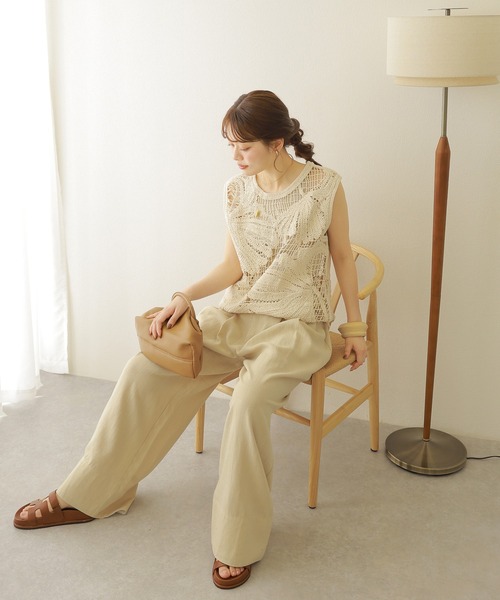 LAULEN(ローレン)の「crochet sleeveless knit tops /ボタニカル クロシェ ノースリーブ ニット トップス(ニット/セーター・レディース・ブラック/ベージュ・FREE)」の3枚目の写真