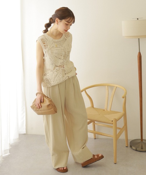 LAULEN(ローレン)の「crochet sleeveless knit tops /ボタニカル クロシェ ノースリーブ ニット トップス(ニット/セーター・レディース・ブラック/ベージュ・FREE)」の6枚目の写真