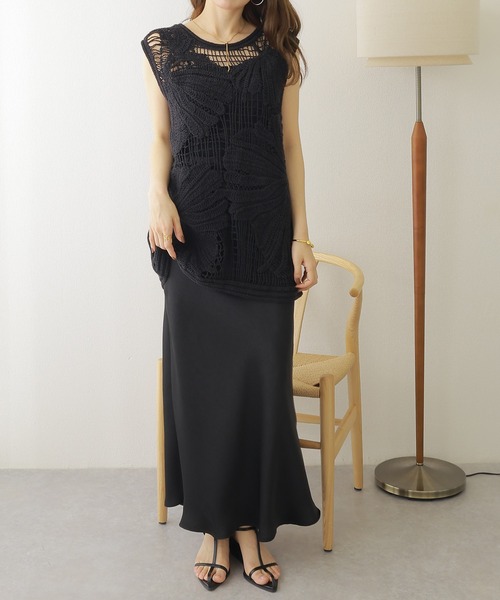 LAULEN(ローレン)の「crochet sleeveless knit tops /ボタニカル クロシェ ノースリーブ ニット トップス(ニット/セーター・レディース・ブラック/ベージュ・FREE)」の11枚目の写真