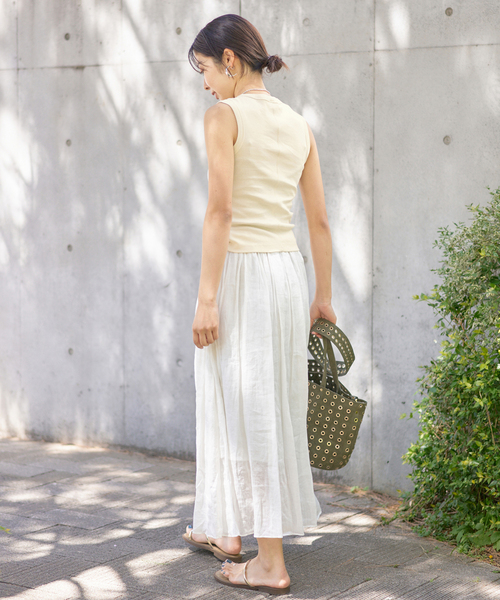 IENA（イエナ）の「FLORE FLORE/フローレフローレ ESME TANK タンクトップ（タンクトップ・レディース・アイボリー/ネイビー/レッド/ピンク系その他・FREE）」の10枚目の写真