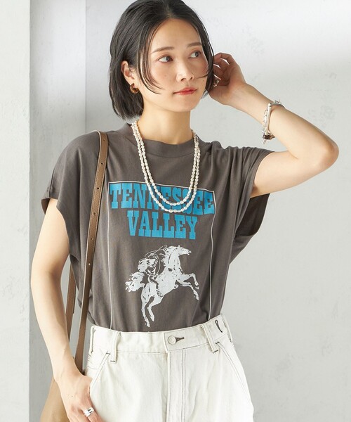 SHIPS（シップス）の「樹脂 フープ イヤリング S（イヤリング・レディース・キャメル/グレー・ONE SIZE）」の7枚目の写真