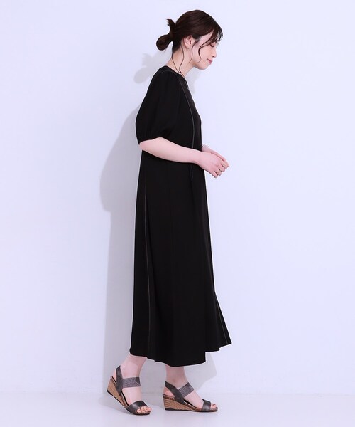 DRESKIP(ドレスキップ)の「【ひんやり/S-LL】微配色ラインですっきり見え 大人のためのワンピース(ワンピース・レディース・ブラック/ダークオリーブ/ブルーグリーン・01/02/03/04)」の5枚目の写真