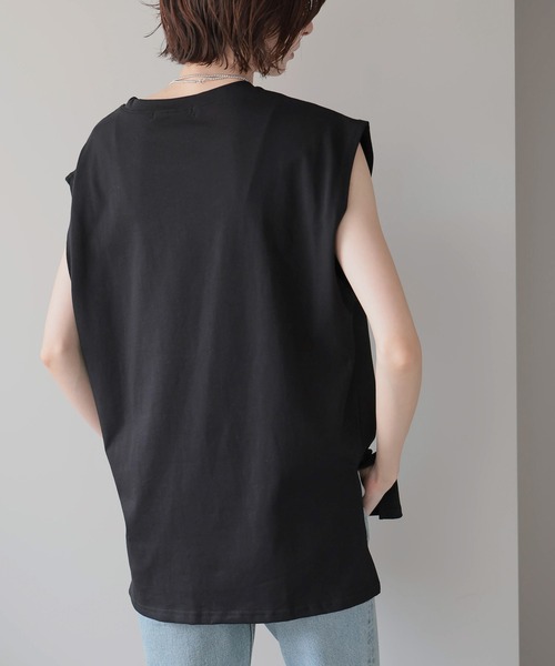 each(イーチ)の「ビッグロゴプリントフレンチTシャツ(Tシャツ/カットソー・レディース・ブラック/ホワイト・FREE)」の3枚目の写真