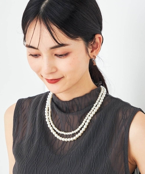 a.v.v（アーヴェヴェ）の「パール調二連ネックレス（ネックレス・レディース・ゴールド・38）」の2枚目の写真
