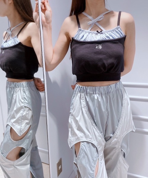 lilLilly（リルリリー）の「サテンレイヤードキャミソール（キャミソール・レディース・ブラック/ネイビー/グレー・FREE）」の17枚目の写真