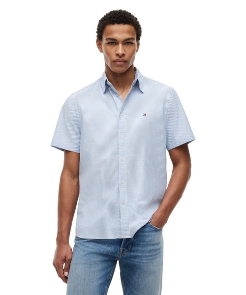 TOMMY HILFIGER(トミーヒルフィガー)の「オックスフォードストライプショートスリーブシャツ(シャツ/ブラウス・メンズ・マルチ/ネイビー/グリーン/グレー・LARGE/MEDIUM/SMALL/X-LARGE)」の4枚目の写真