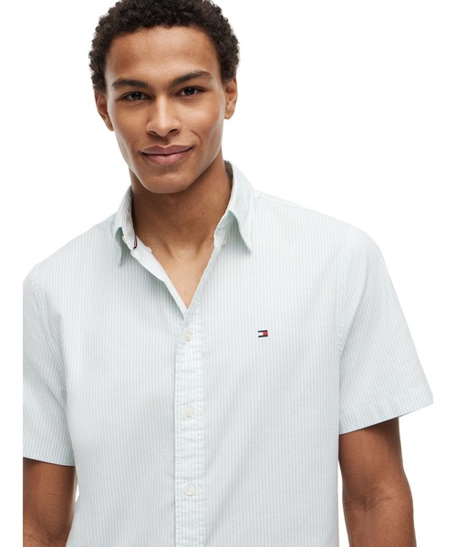 TOMMY HILFIGER(トミーヒルフィガー)の「オックスフォードストライプショートスリーブシャツ(シャツ/ブラウス・メンズ・マルチ/ネイビー/グリーン/グレー・LARGE/MEDIUM/SMALL/X-LARGE)」の6枚目の写真