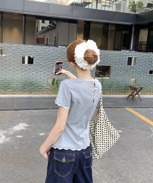 Doula Doula(ドゥーラドゥーラ)の「バックリボンTシャツ(Tシャツ/カットソー・レディース・グレー/ホワイト・S/M/L)」の13枚目の写真
