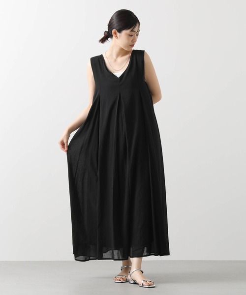 Gready Brilliant(グレディブリリアン)の「麻調シアー両Vネックワンピ(ワンピース・レディース・ブルー/ブラック・38)」の6枚目の写真