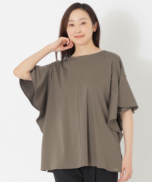 S.ESSENTIALS(エスエッセンシャルズ)の「【DRESOPHY】フレアスリーブカットソー(Tシャツ/カットソー・レディース・ブラック/レッド系その他/カーキ・38)」の3枚目の写真