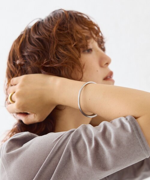 RIVE DROITE（リヴドロワ）の「【R.good（アールドットグッド）】ニュアンスバングル（ブレスレット・レディース・ゴールド/シルバー・FREE）」の13枚目の写真