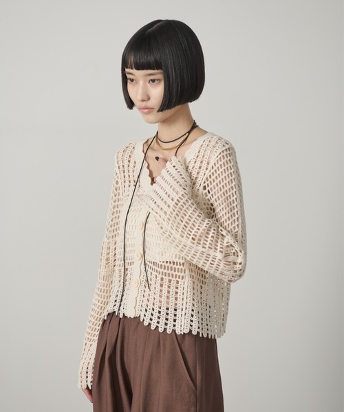 AIC.(エーアイシー)の「フレアスリーブクロシェ編みカーディガン(カーディガン/ボレロ・レディース・キナリ/ブラック・FREE)」の6枚目の写真