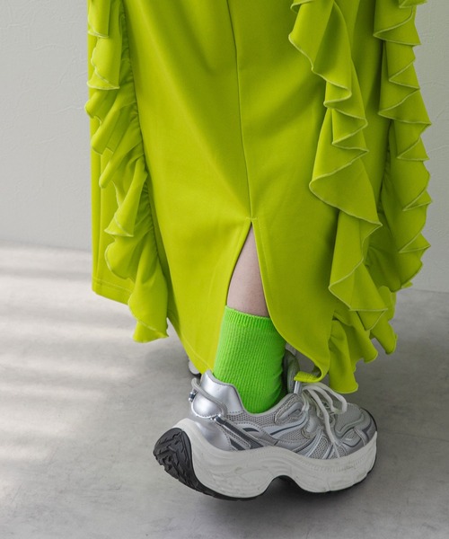 bohmal(ボマール)の「ポンチフリルナロースカート(スカート・レディース・ブラック/ブルー/パープル/ライム/レッド・MEDIUM/LARGE)」の15枚目の写真