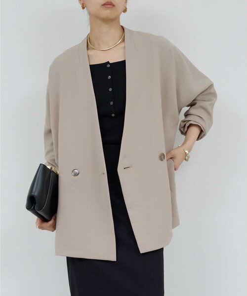 GALLARDAGALANTE（ガリャルダガランテ）の「【web限定予約追加】ジャージードルマンジャケット（ノーカラージャケット・レディース・グレイッシュベージュ/ブラック・FREE）」の15枚目の写真