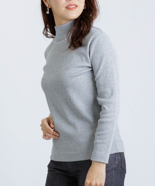 STUDIO PICONE(スタジオピッコーネ)の「ラメリブハイネックニット(その他トップス・レディース・ライトグレー/キャメル/グレー・M/LL/L)」の11枚目の写真