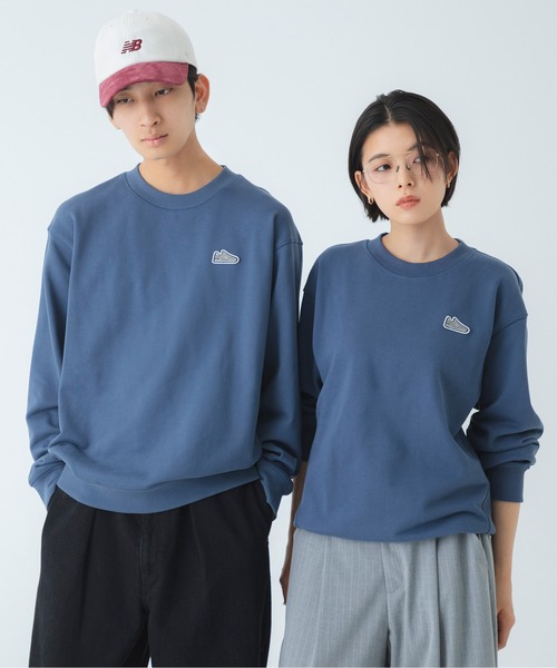 NEW BALANCE(ニューバランス)の「574 シューパッチクルー(スウェット・メンズ・グレイッシュベージュ/インディゴブルー/ダークブラウン・LARGE/X-LARGE/XX-LARGE/MEDIUM/SMALL)」の3枚目の写真