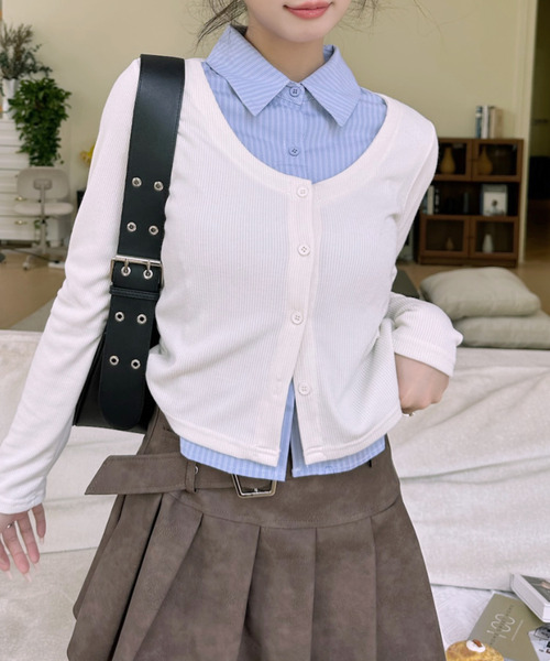 Ada.(エイダ)の「シャツ レイヤードデザイン ロングTシャツ(その他トップス・レディース・ブラック/アイボリー/グレー・FREE)」の2枚目の写真