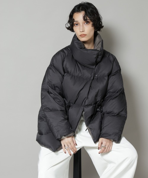 西川ダウン(R)」バイカラーボリュームダウン（ダウンジャケット