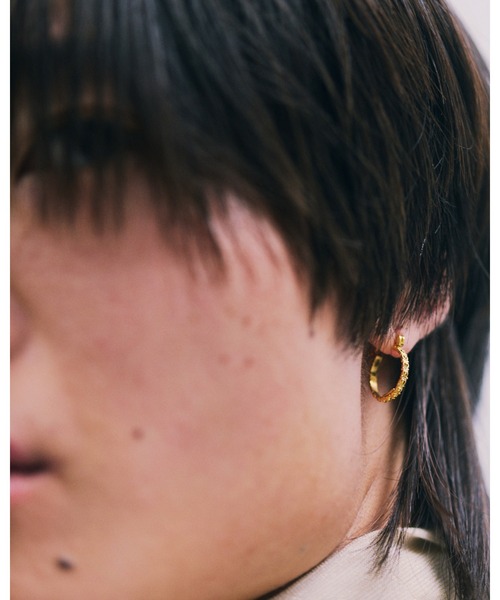 Juha(ユハ)の「PIERCE - LACE - GOLD(ピアス(片耳用)・メンズ・ゴールド・FREE)」の3枚目の写真