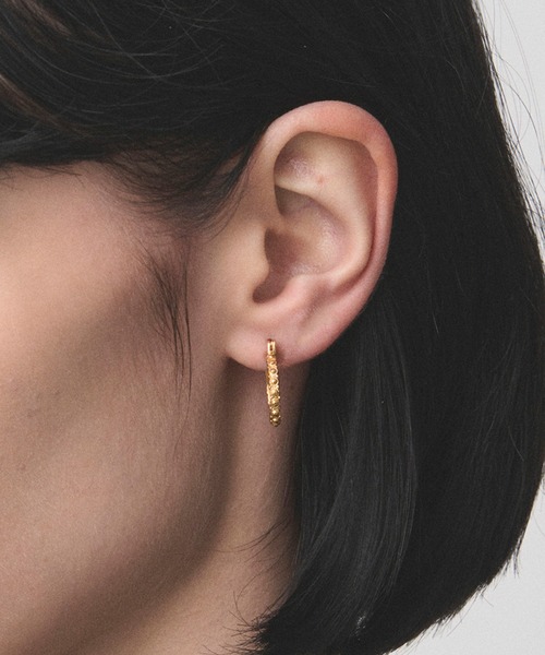 Juha(ユハ)の「PIERCE - LACE - GOLD(ピアス(片耳用)・メンズ・ゴールド・FREE)」の4枚目の写真