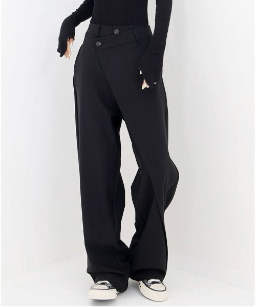 Maison Calme(メゾンカルム)の「ウエストラップデザイン ワイドスラックス 美脚(スラックス・レディース・グレー/ブラック・M/L)」の17枚目の写真