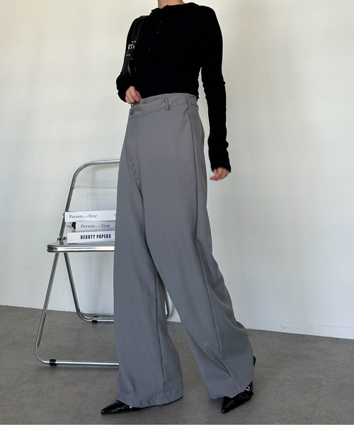 Maison Calme(メゾンカルム)の「ウエストラップデザイン ワイドスラックス 美脚(スラックス・レディース・グレー/ブラック・M/L)」の10枚目の写真