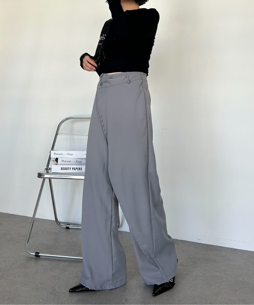 Maison Calme(メゾンカルム)の「ウエストラップデザイン ワイドスラックス 美脚(スラックス・レディース・グレー/ブラック・M/L)」の11枚目の写真