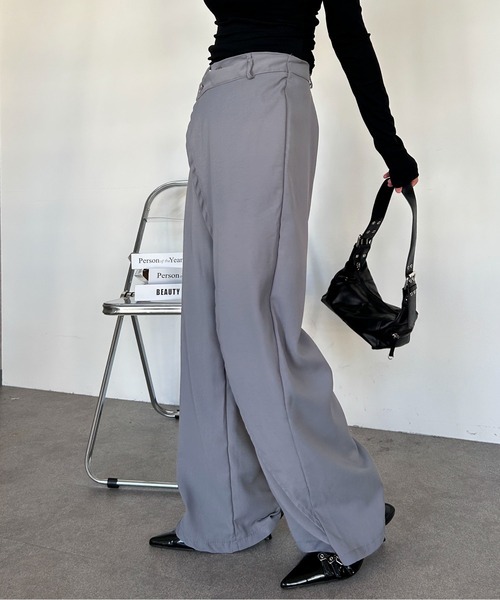 Maison Calme(メゾンカルム)の「ウエストラップデザイン ワイドスラックス 美脚(スラックス・レディース・グレー/ブラック・M/L)」の14枚目の写真