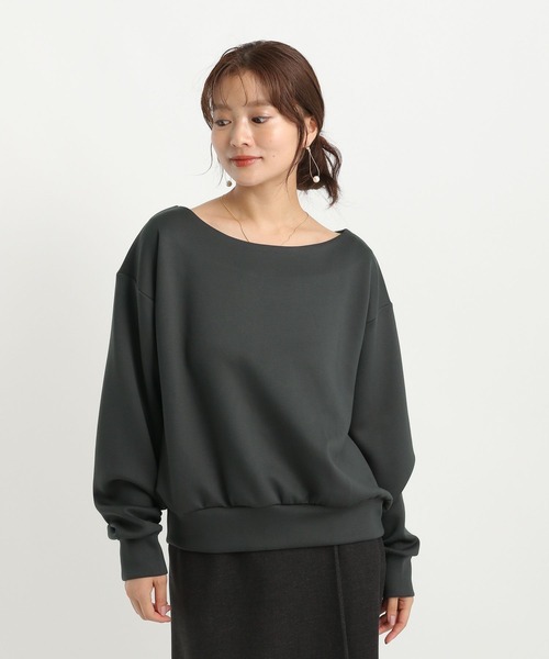 Andemiu(アンデミュウ)の「オフショルプルオーバー589774(スウェット・レディース・アイボリー/ブラック/チャコールグレー/モカ・FREE)」の6枚目の写真