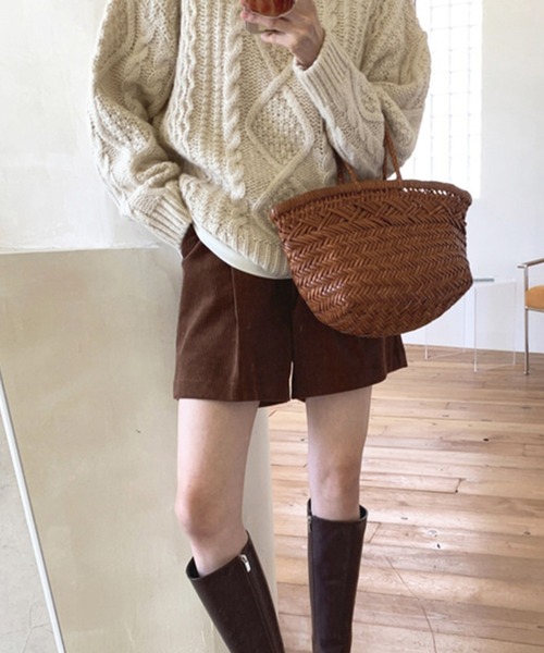 HALEY PESCA(ヘーリーペスカ)の「HALEY PESCA/センタータック コーデュロイショートパンツ(その他パンツ・レディース・ブラック/ブラウン・MEDIUM/SMALL)」の20枚目の写真