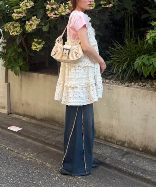 w closet(ダブルクローゼット)の「【季節問わず使える】立体レースミニキャミワンピース(ワンピース・レディース・サックスブルー/ブラック/アイボリー/ブラウン/ホワイト系その他/ブラック系その他・FREE)」の12枚目の写真
