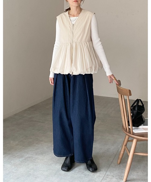 She's Closet(シーズクローゼット)の「Vネックダブルジップチュールレイヤードバルーンペプラムベスト(ベスト・レディース・アイボリー/カーキ/ブラック・FREE)」の9枚目の写真