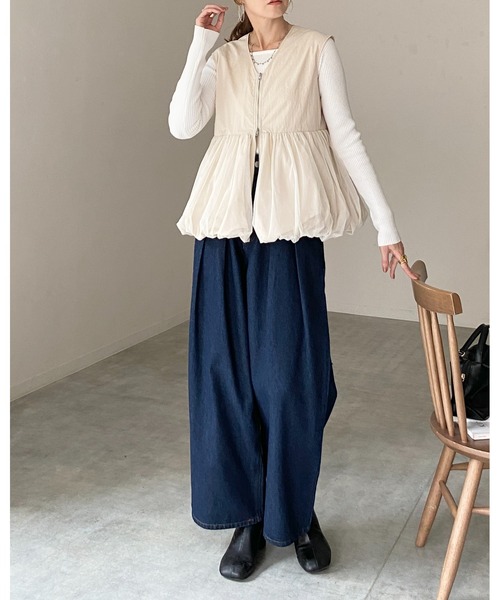 She's Closet(シーズクローゼット)の「Vネックダブルジップチュールレイヤードバルーンペプラムベスト(ベスト・レディース・アイボリー/カーキ/ブラック・FREE)」の11枚目の写真