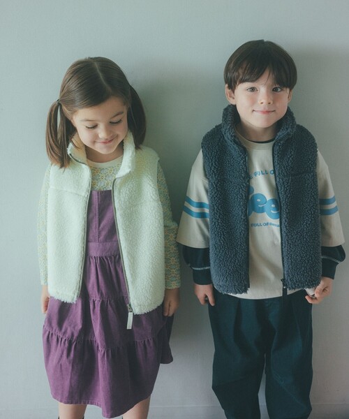 green label relaxing（グリーンレーベルリラクシング）の「ボアベスト / キッズ  100cm-160cm（ベスト・キッズ・ナチュラル/ダークグレー・160cm/110cm/150cm/120cm/100cm/130cm/140cm）」の13枚目の写真