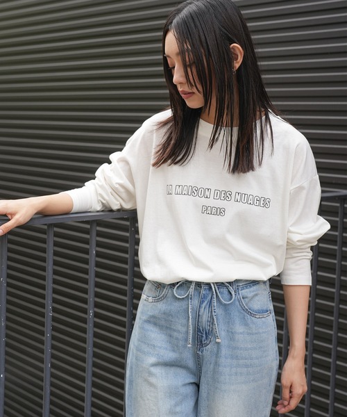 mili an deni(ミリアンデニ)の「フレンチフォントロンT(Tシャツ/カットソー・レディース・ブラック/チャコールグレー/オフホワイト・M/L)」の1枚目の写真