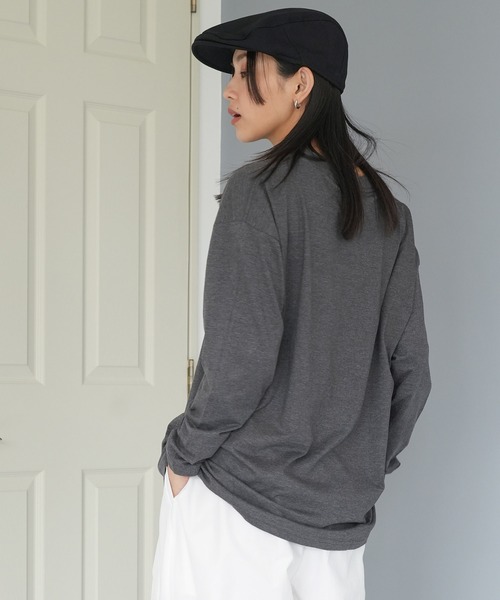 mili an deni(ミリアンデニ)の「フレンチフォントロンT(Tシャツ/カットソー・レディース・ブラック/チャコールグレー/オフホワイト・M/L)」の14枚目の写真