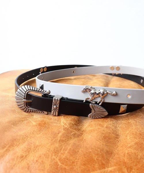 Three Four Time(スリーフォータイム)の「ウエスタンモチーフベルト(ベルト・レディース・グレー/ブラック・FREE)」の2枚目の写真