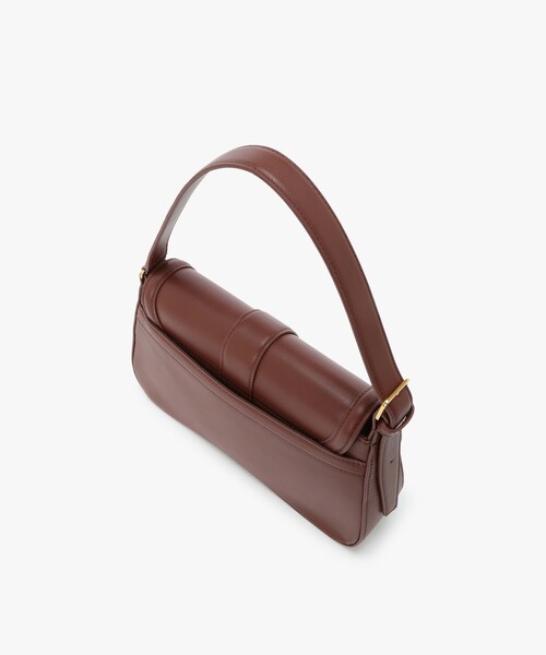 agnes b.（アニエスベー）の「レザー ミディアム ショルダーバッグ"Ingrid" ZAS04-01（ショルダーバッグ・レディース・ブラウン・FREE）」の4枚目の写真