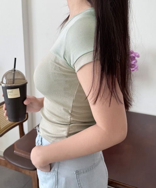Miniministore(ミニミニストア)の「リブTシャツ 異素材切り替えカットソー(Tシャツ/カットソー・レディース・ミント/オフホワイト/ピンク/ブラック・S/M/L/XL)」の14枚目の写真