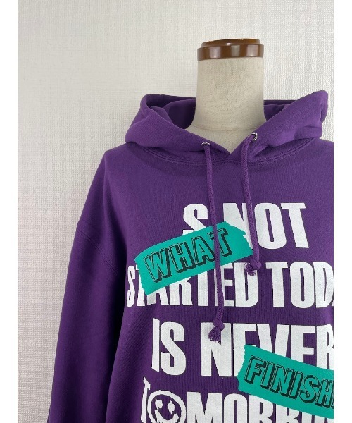 WORLD WIDE LOVE!(ワールドワイドラブ)の「WHAT フーディー(パーカー・レディース・ブラック/パープル/トップグレー・1)」の14枚目の写真