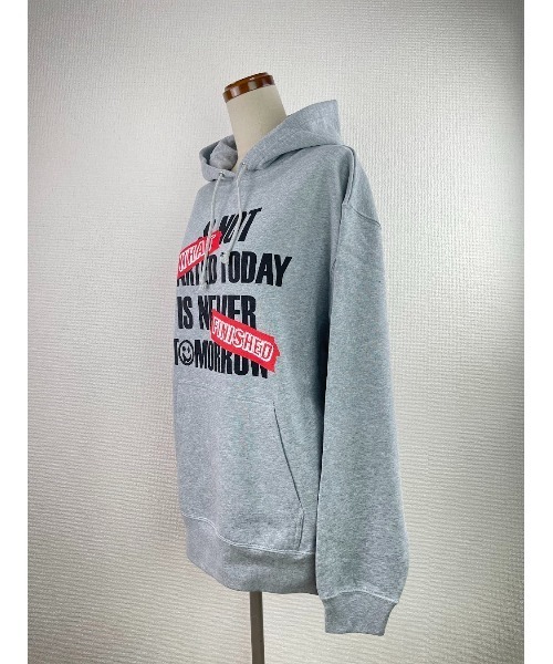 WORLD WIDE LOVE!(ワールドワイドラブ)の「WHAT フーディー(パーカー・レディース・ブラック/パープル/トップグレー・1)」の9枚目の写真