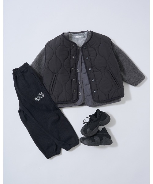 b・ROOM（ビールーム）の「【組み合わせ自由シリーズ】キルティングベスト（ベスト・キッズ・ベージュ/カーキ/ブラック/アイボリー・SMALL/MEDIUM/LARGE）」の20枚目の写真