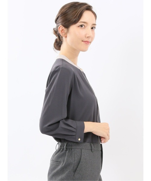 m.f.editorial（エムエフエディトリアル）の「【ストレッチ イージーケア UVカット】m.f.エディトリアル レディース バンドカラー配色 比翼 長袖ブラウス（シャツ/ブラウス・レディース・アイボリー/サックスブルー/グレー系その他2/ベージュ・LARGE/MEDIUM）」の20枚目の写真