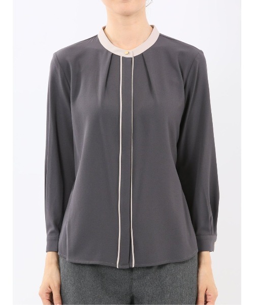 m.f.editorial（エムエフエディトリアル）の「【ストレッチ イージーケア UVカット】m.f.エディトリアル レディース バンドカラー配色 比翼 長袖ブラウス（シャツ/ブラウス・レディース・アイボリー/サックスブルー/グレー系その他2/ベージュ・LARGE/MEDIUM）」の22枚目の写真