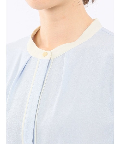 m.f.editorial（エムエフエディトリアル）の「【ストレッチ イージーケア UVカット】m.f.エディトリアル レディース バンドカラー配色 比翼 長袖ブラウス（シャツ/ブラウス・レディース・アイボリー/サックスブルー/グレー系その他2/ベージュ・LARGE/MEDIUM）」の15枚目の写真