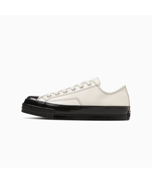 CONVERSE(コンバース)の「CONVERSE ALL STAR SQUARETOE LE OX(コンバース オールスター スクエアトウ LE OX)(スニーカー・メンズ・ホワイト系/ブラック系・28cm/25.5cm/23cm/29cm/23.5cm/22.5cm/24cm/24.5cm/25cm/26.5cm/27cm/27.5cm/26cm)」の3枚目の写真