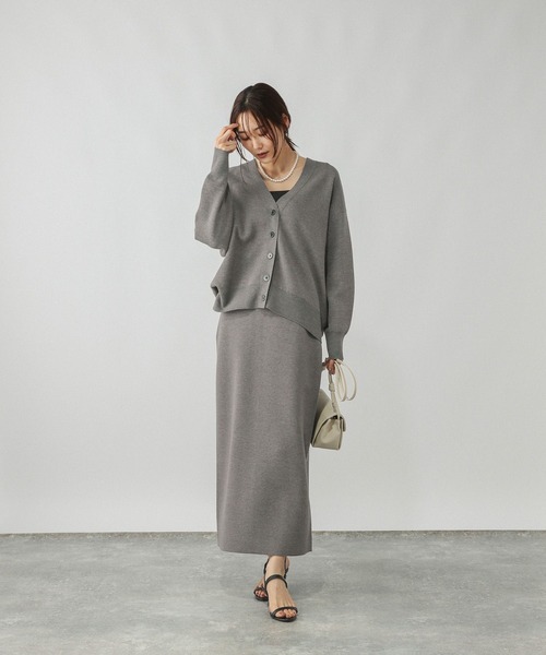 GLOBAL WORK（グローバルワーク）の「スウェットライクVネックカーディガン/571348（カーディガン/ボレロ・レディース・フューシャピンク/グリーン系その他6/グレー/ブラック/アイボリー・MEDIUM/LARGE）」の19枚目の写真